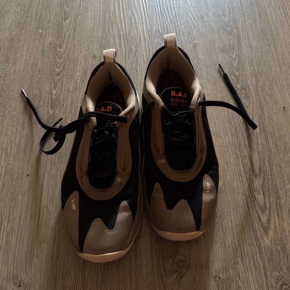 R.A.D ONE V2 shoes Limited Edition